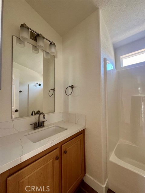 Detail Gallery Image 8 of 10 For 23701 S Western Ave #213,  Torrance,  CA 90501 - 3 Beds | 2 Baths