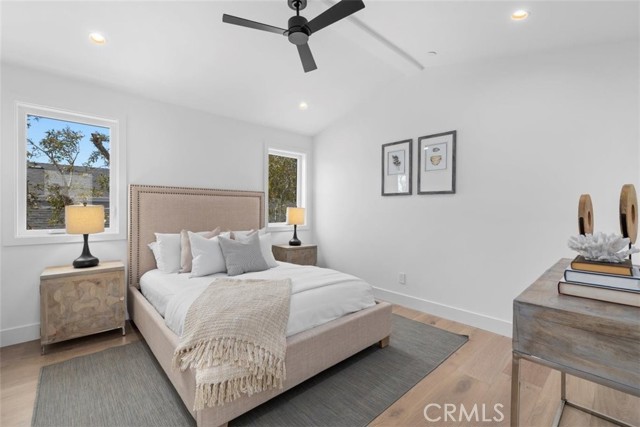 3002 Laurel Avenue, Manhattan Beach, California 90266, 5 Bedrooms Bedrooms, ,5 BathroomsBathrooms,Residential,Sold,Laurel,SB22092750