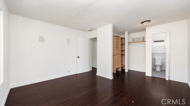Detail Gallery Image 13 of 27 For 7070 Karen Ln, Jurupa Valley,  CA 92509 - 4 Beds | 2 Baths