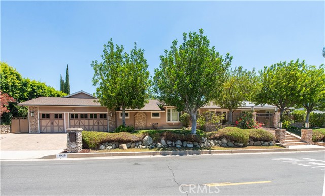 Detail Gallery Image 1 of 59 For 16426 Knollwood Dr, Granada Hills,  CA 91344 - 5 Beds | 4 Baths