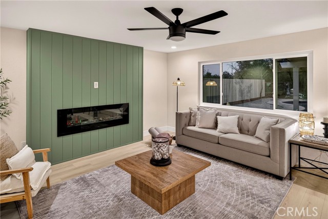 Detail Gallery Image 7 of 48 For 1623 Diamond, Chico,  CA 95928 - 3 Beds | 2 Baths