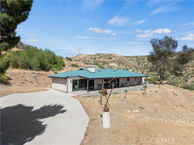 Image 2 for 9200 Old Stage Rd, Agua Dulce, CA 91390