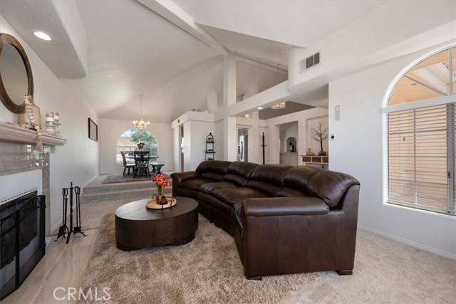 Detail Gallery Image 11 of 37 For 1015 Butterfly Ct, Santa Maria,  CA 93455 - 3 Beds | 2 Baths