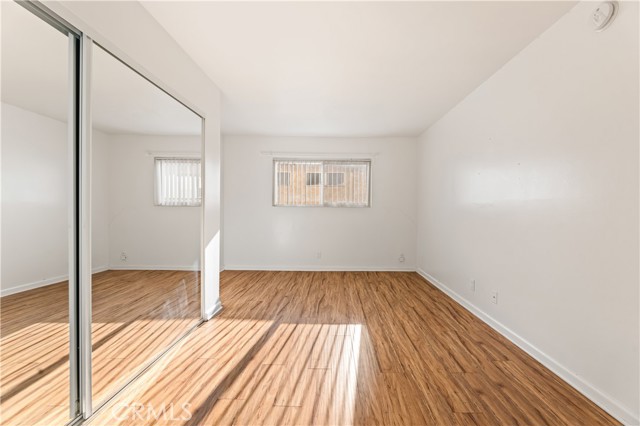 20327 Saticoy Street, Winnetka CA: https://media.crmls.org/medias/5c56b699-45d8-4885-a1e9-5811d22b701e.jpg