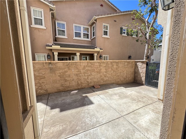 Detail Gallery Image 22 of 27 For 14975 S Highland Ave #17,  Fontana,  CA 92336 - 3 Beds | 2/1 Baths