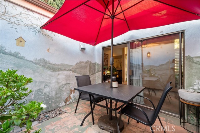 1137 Mountain Gate Road, Upland CA: https://media.crmls.org/medias/5c57c7b8-0462-4345-80f9-96dea7b61aae.jpg