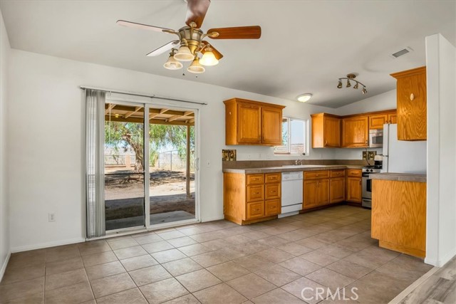 Detail Gallery Image 17 of 51 For 60226 Chesapeake Dr, Joshua Tree,  CA 92252 - 3 Beds | 2 Baths