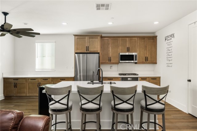 Detail Gallery Image 17 of 74 For 11786 Glenridge Rd, Corona,  CA 92883 - 3 Beds | 2/1 Baths
