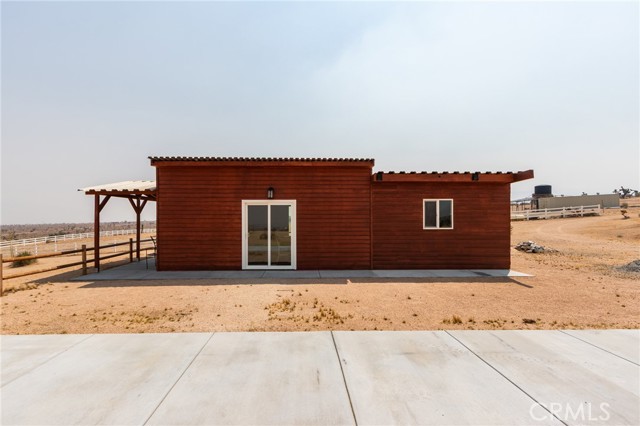 23833 Rancho Street, Apple Valley CA: https://media.crmls.org/medias/5c588526-b380-4880-867c-1d7ce9e35ae9.jpg