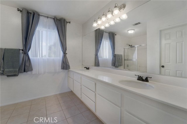 Detail Gallery Image 19 of 27 For 26332 Saint David St, Loma Linda,  CA 92354 - 4 Beds | 2/1 Baths