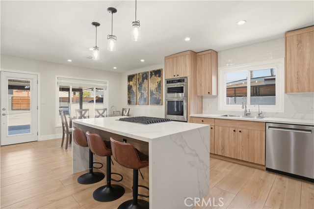 Detail Gallery Image 3 of 34 For 15101 Arlee, Norwalk,  CA 90650 - 4 Beds | 2 Baths