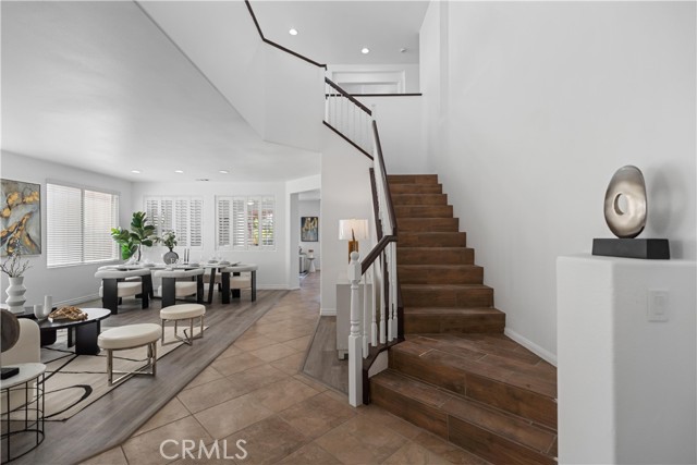 1512 E Nocta Privado, Ontario CA: https://media.crmls.org/medias/5c5a7b29-fb7b-4630-943f-6126b63bf8a3.jpg