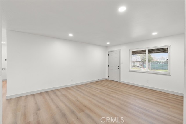 Detail Gallery Image 5 of 25 For 3624 Jonothan, North Highlands,  CA 95660 - 3 Beds | 2 Baths