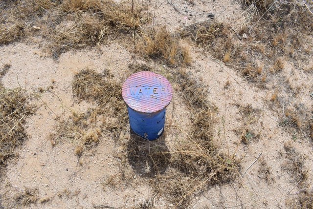 Detail Gallery Image 4 of 7 For 6940 Poppy Bld, California City,  CA 93505 - – Beds | – Baths