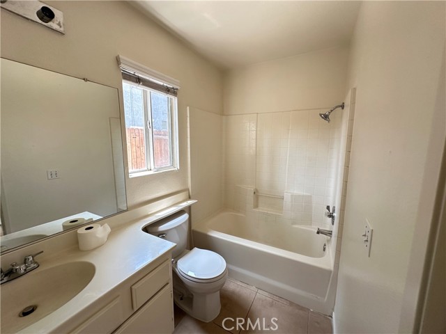 1841 Curtis Street, Loma Linda CA: https://media.crmls.org/medias/5c5b4a4a-0555-4016-b2da-a0b646ca439e.jpg