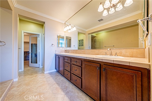 18956 Northern Dancer Lane, Yorba Linda CA: https://media.crmls.org/medias/5c5be4d9-ef3c-4cbf-a0e6-1bd3c8650251.jpg