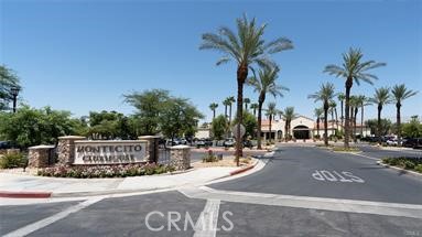 https://media.crmls.org/medias/5c5c6076-fc34-4272-81f4-6f526a43a18b.jpg?preset=X-Large