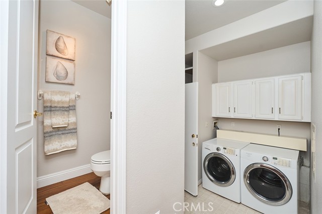 385 Park Avenue, Long Beach CA: https://media.crmls.org/medias/5c5c9270-2858-4482-b490-1ea276d355c4.jpg