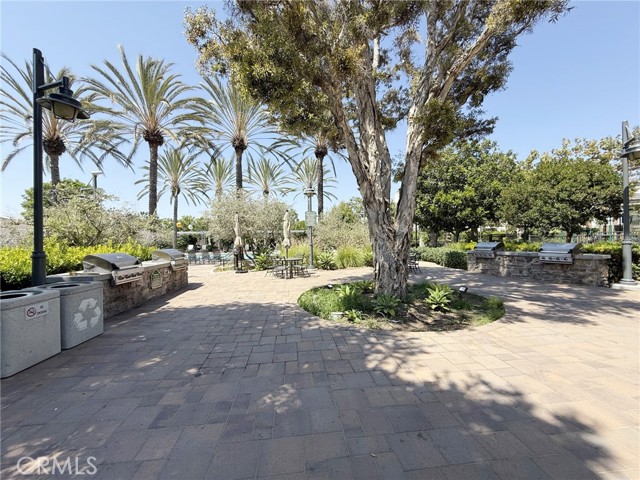 424 Silk Tree, Irvine CA: https://media.crmls.org/medias/5c5d2ddc-aea1-4db3-9b35-53006c3de655.jpg
