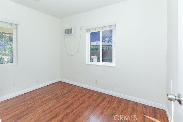 1123 S Walnut Avenue, West Covina CA: https://media.crmls.org/medias/5c5e6923-805d-4f91-93f2-bb11397830da.jpg