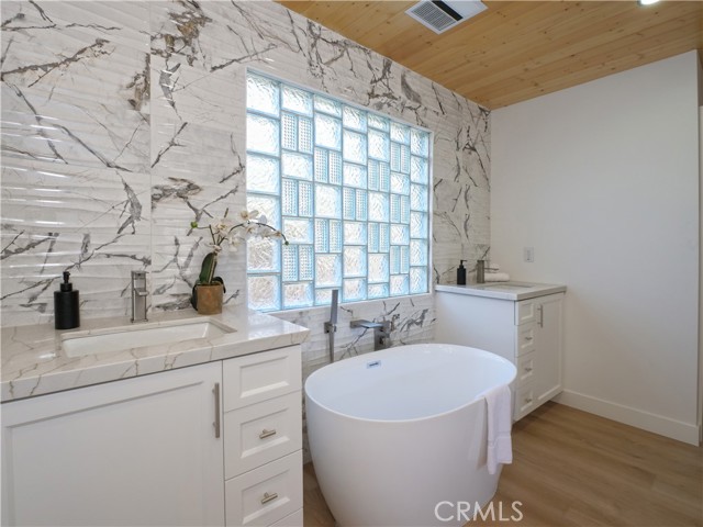 Detail Gallery Image 23 of 41 For 2741 Vista Mesa Dr, Rancho Palos Verdes,  CA 90275 - 2 Beds | 2 Baths