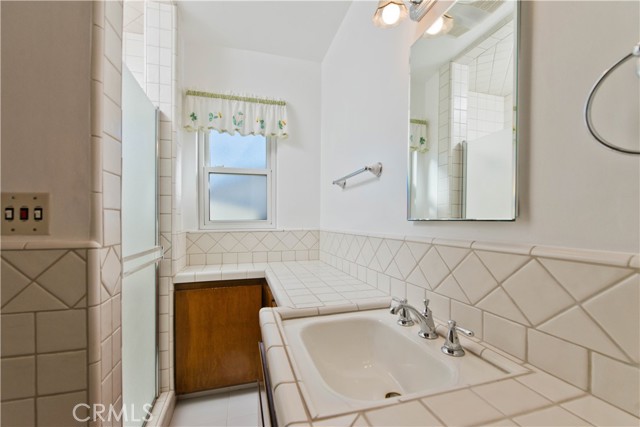 22449 Burton Street photo 14