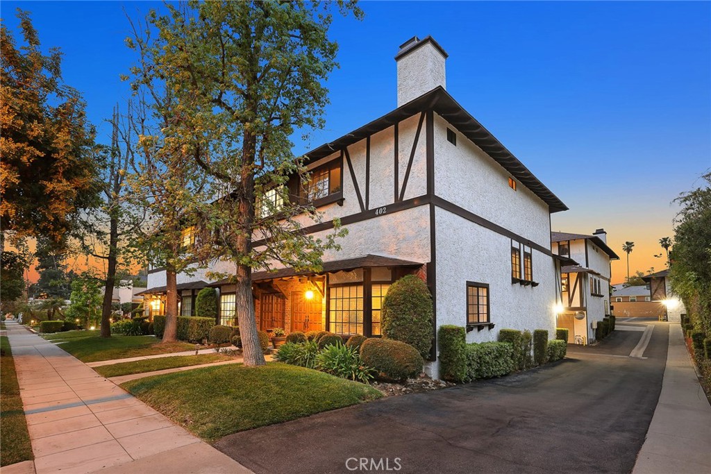 402 El Centro Street #13