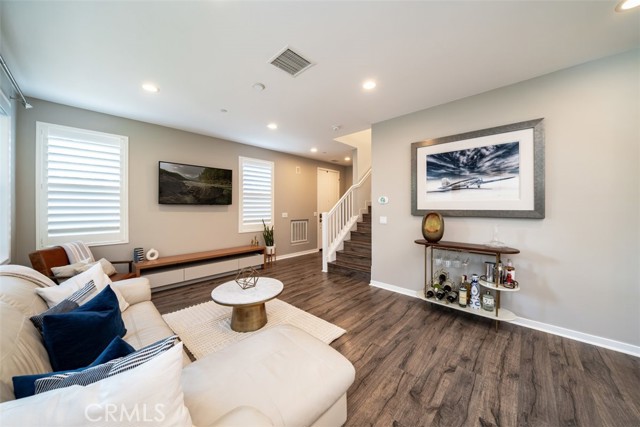Detail Gallery Image 14 of 46 For 49 Fuchsia, Lake Forest,  CA 92630 - 3 Beds | 2/1 Baths