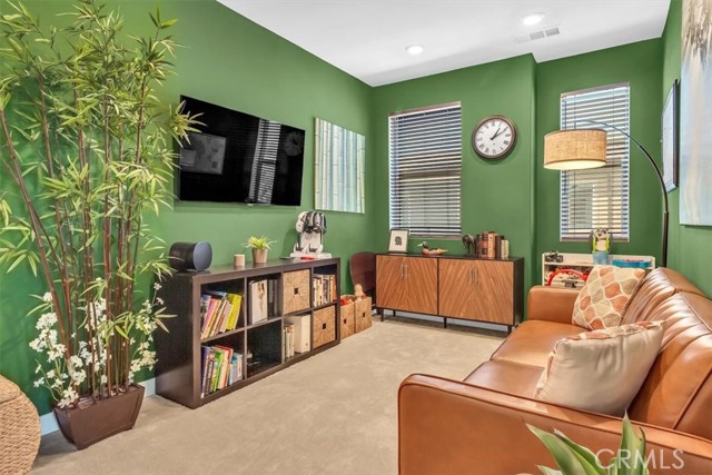 Detail Gallery Image 12 of 35 For 346 Tank, Irvine,  CA 92618 - 4 Beds | 3/1 Baths