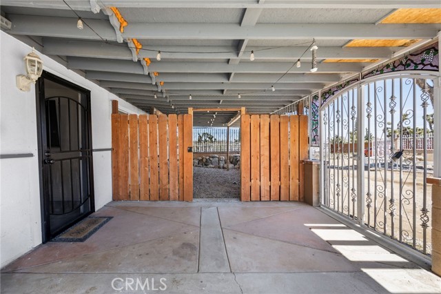Detail Gallery Image 4 of 43 For 8054 Palm, Yucca Valley,  CA 92284 - 3 Beds | 2 Baths
