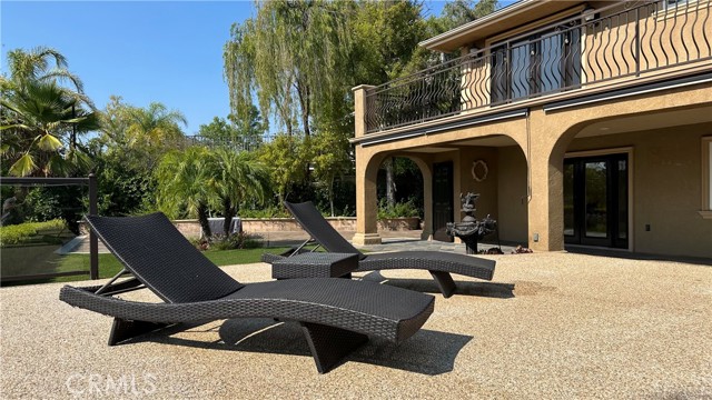 5433 Beeler Avenue, Woodland Hills CA: https://media.crmls.org/medias/5c611894-bd2f-4165-8d87-00d914115a05.jpg