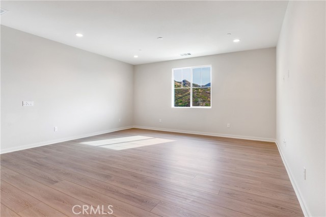 Detail Gallery Image 22 of 48 For 6536 Canyon Oaks Dr, Simi Valley,  CA 93063 - 5 Beds | 5/1 Baths