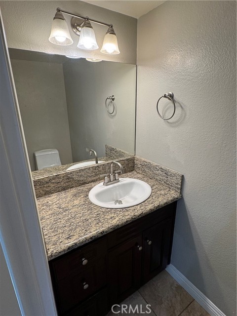 45 Harkness Avenue, Pasadena CA: https://media.crmls.org/medias/5c615152-67d3-4d26-8fdc-0f8c1effe642.jpg