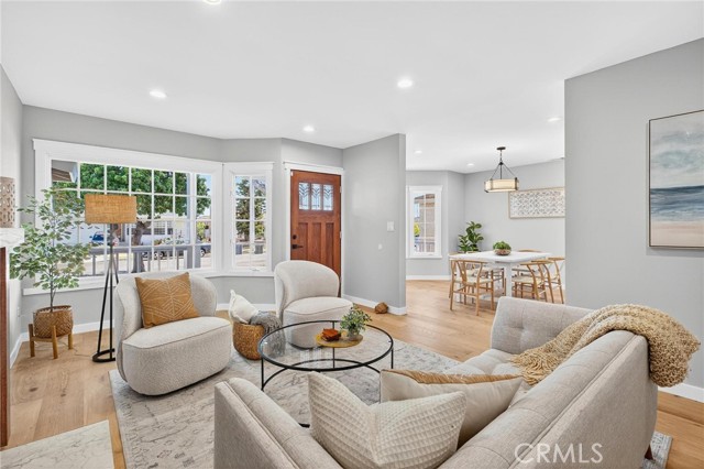 22633 Marjorie Avenue, Torrance CA: https://media.crmls.org/medias/5c627cca-bc04-4acd-8392-9fe06b17627f.jpg