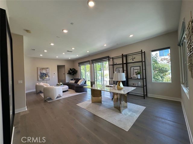 195 Stellar, Irvine CA: https://media.crmls.org/medias/5c628087-6faa-4e1b-b44f-7d863c848af4.jpg