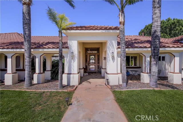 17470 Vanderhill Circle, Perris CA: https://media.crmls.org/medias/5c628d9a-fbe3-4c4f-86bc-5e1a927172f8.jpg