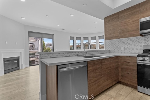 Front Image Thumbnail for CRSR25269794