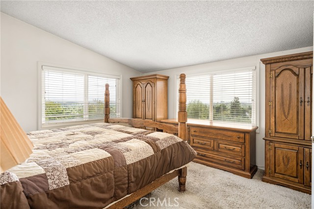 Detail Gallery Image 59 of 75 For 6040 Pat Ave, Woodland Hills,  CA 91367 - 5 Beds | 4/2 Baths
