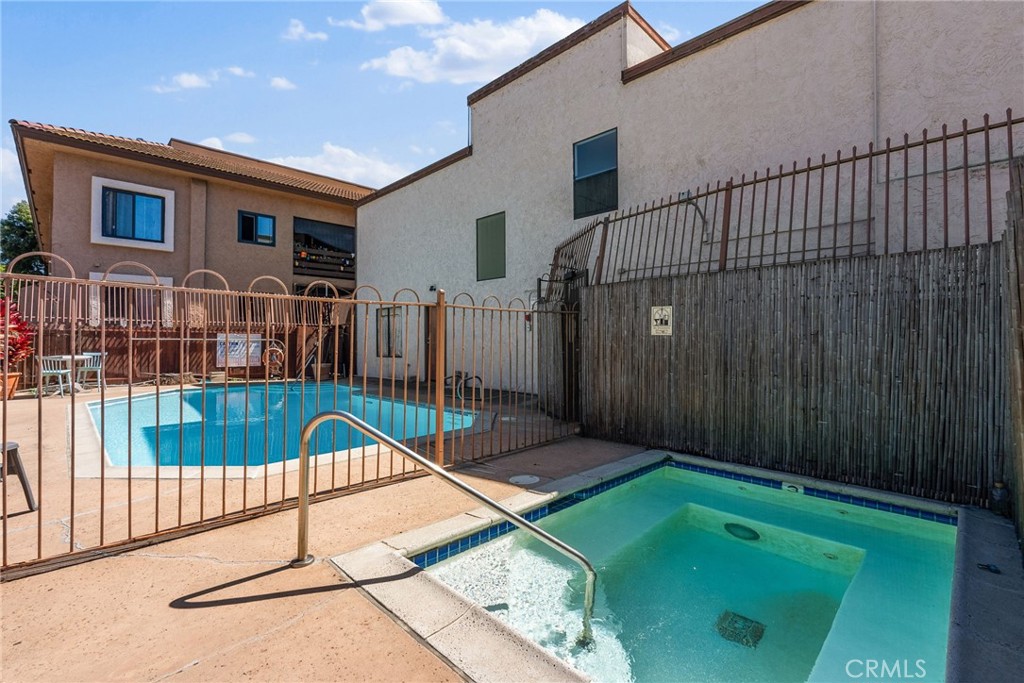 2960 Broadway - photo 19