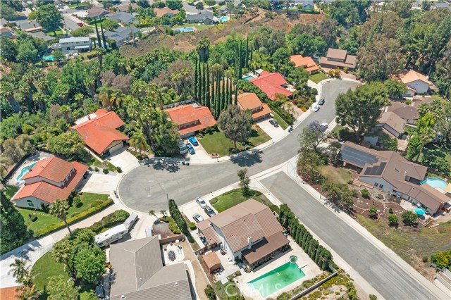 6065 Saint Augustine Drive, Riverside CA: https://media.crmls.org/medias/5c62ef45-6a8a-4a76-9bf0-50f8725714a7.jpg