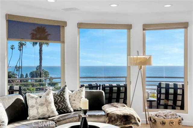 Detail Gallery Image 27 of 58 For 556 Cliff Dr a,  Laguna Beach,  CA 92651 - 3 Beds | 4 Baths