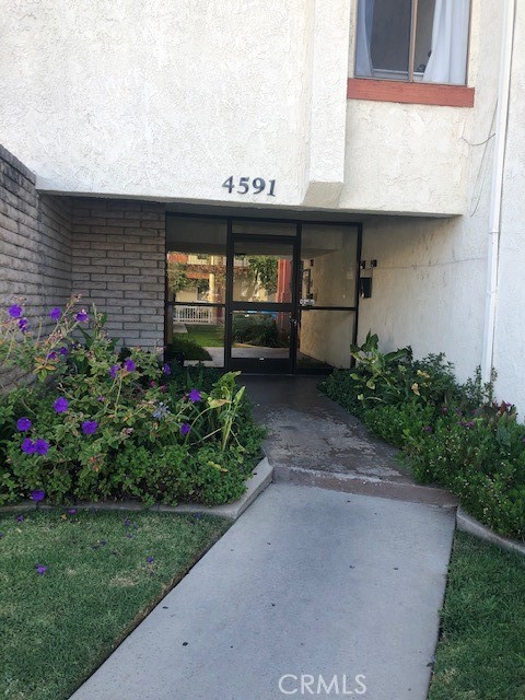 Image 2 for 4591 Orange Ave #305, Long Beach, CA 90807