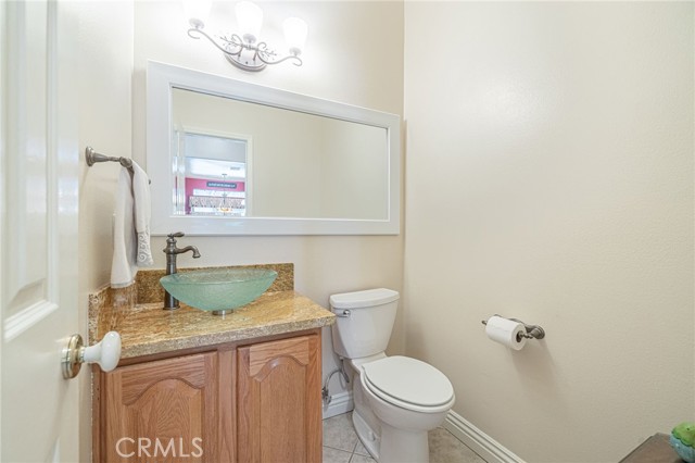 Detail Gallery Image 37 of 48 For 42255 Round Hill Dr, Lancaster,  CA 93536 - 4 Beds | 2/1 Baths