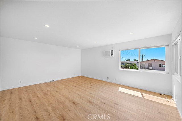 Detail Gallery Image 5 of 19 For 223 Avenida Victoria #B,  San Clemente,  CA 92672 - 2 Beds | 1 Baths