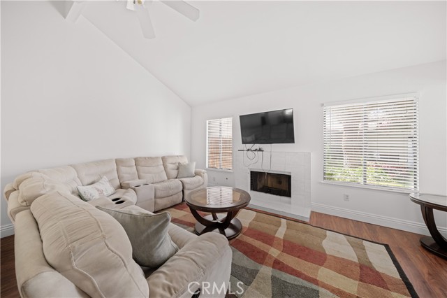 Detail Gallery Image 3 of 23 For 7013 Natchitoches, Bakersfield,  CA 93309 - 3 Beds | 2 Baths