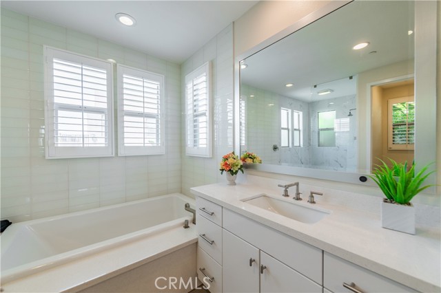 Detail Gallery Image 25 of 61 For 103 Newall, Irvine,  CA 92618 - 3 Beds | 2/1 Baths