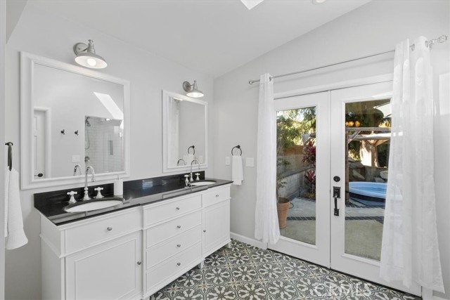 2607 Ralston Lane, Redondo Beach, California 90278, 3 Bedrooms Bedrooms, ,1 BathroomBathrooms,Residential,Sold,Ralston,SB21230228