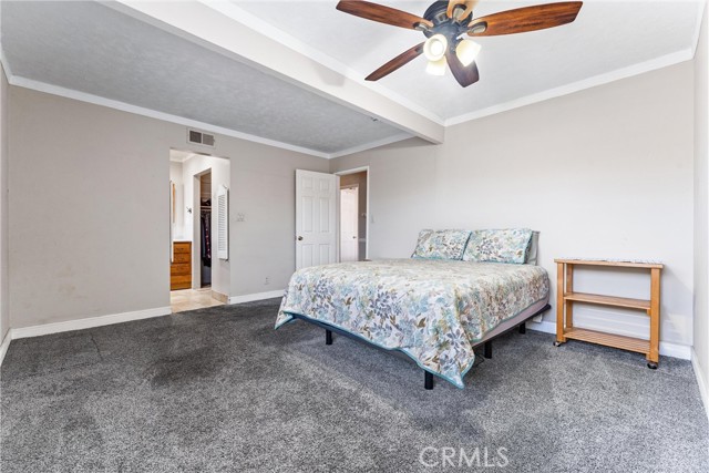 Detail Gallery Image 11 of 28 For 15762 Plymouth Lane, Huntington Beach,  CA 92647 - 5 Beds | 2 Baths