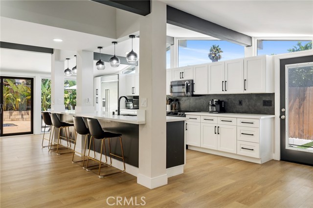 19945 Gresham Street, Northridge CA: https://media.crmls.org/medias/5c68418f-bfcc-454a-94aa-bae8e1817cad.jpg