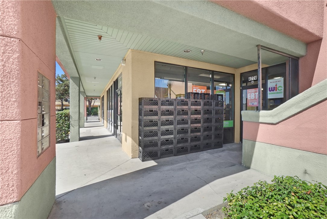 4774 Riverside Drive, Chino, California 91710, ,Commercial Sale,For Sale,4774 Riverside Drive,CRAR23160318